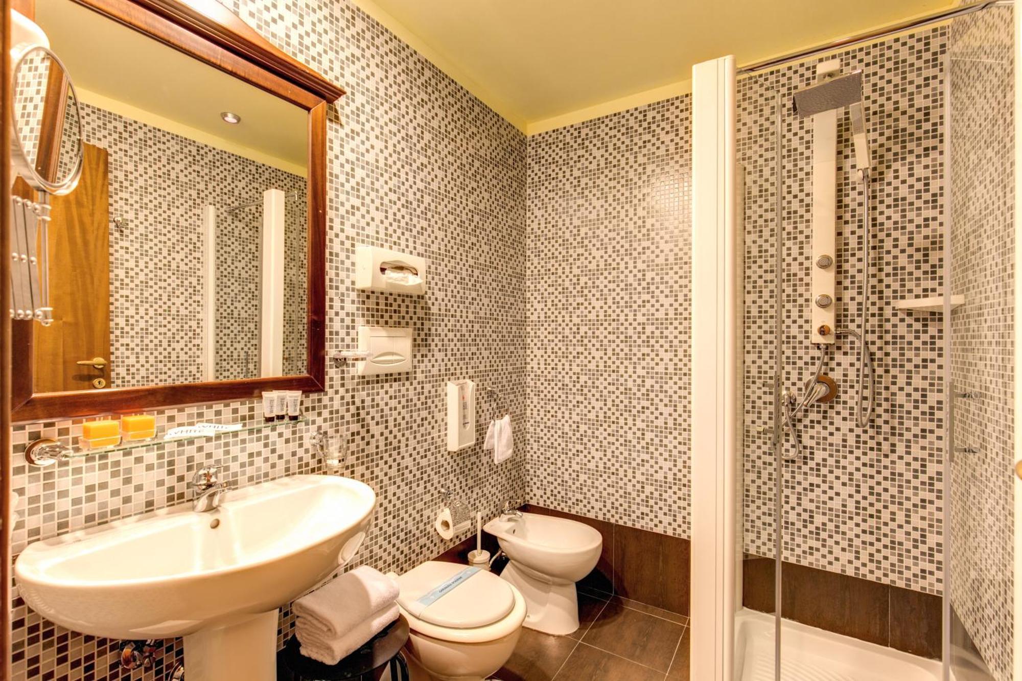 Hotel Tuscolana Rom Værelse billede
